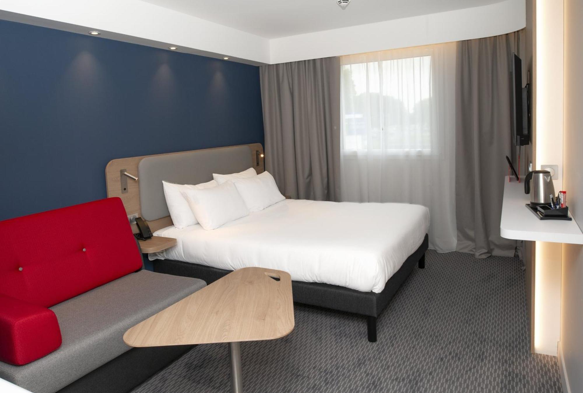 Holiday Inn Express Caen Epron By Ihg Eksteriør billede