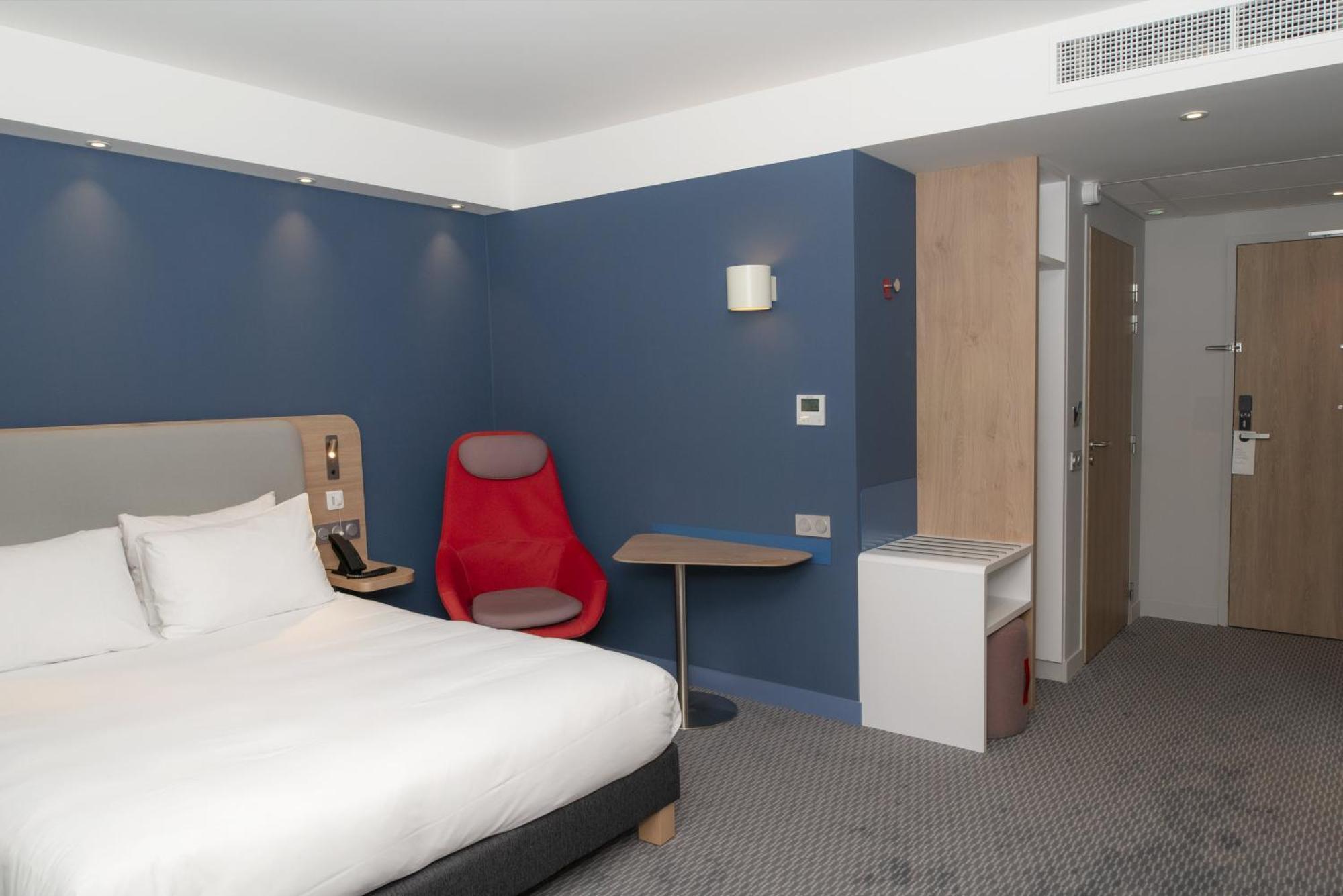 Holiday Inn Express Caen Epron By Ihg Eksteriør billede