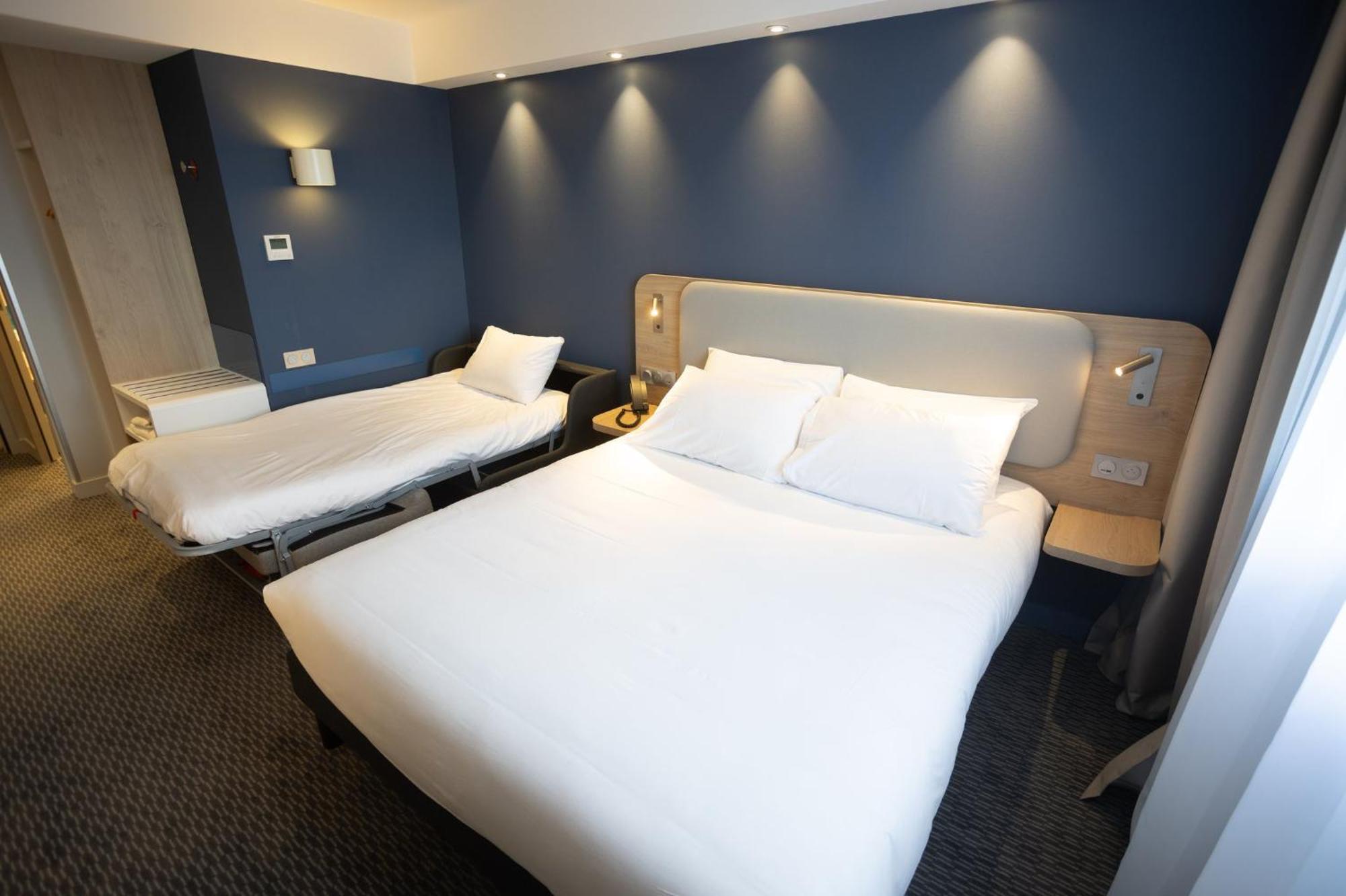 Holiday Inn Express Caen Epron By Ihg Eksteriør billede