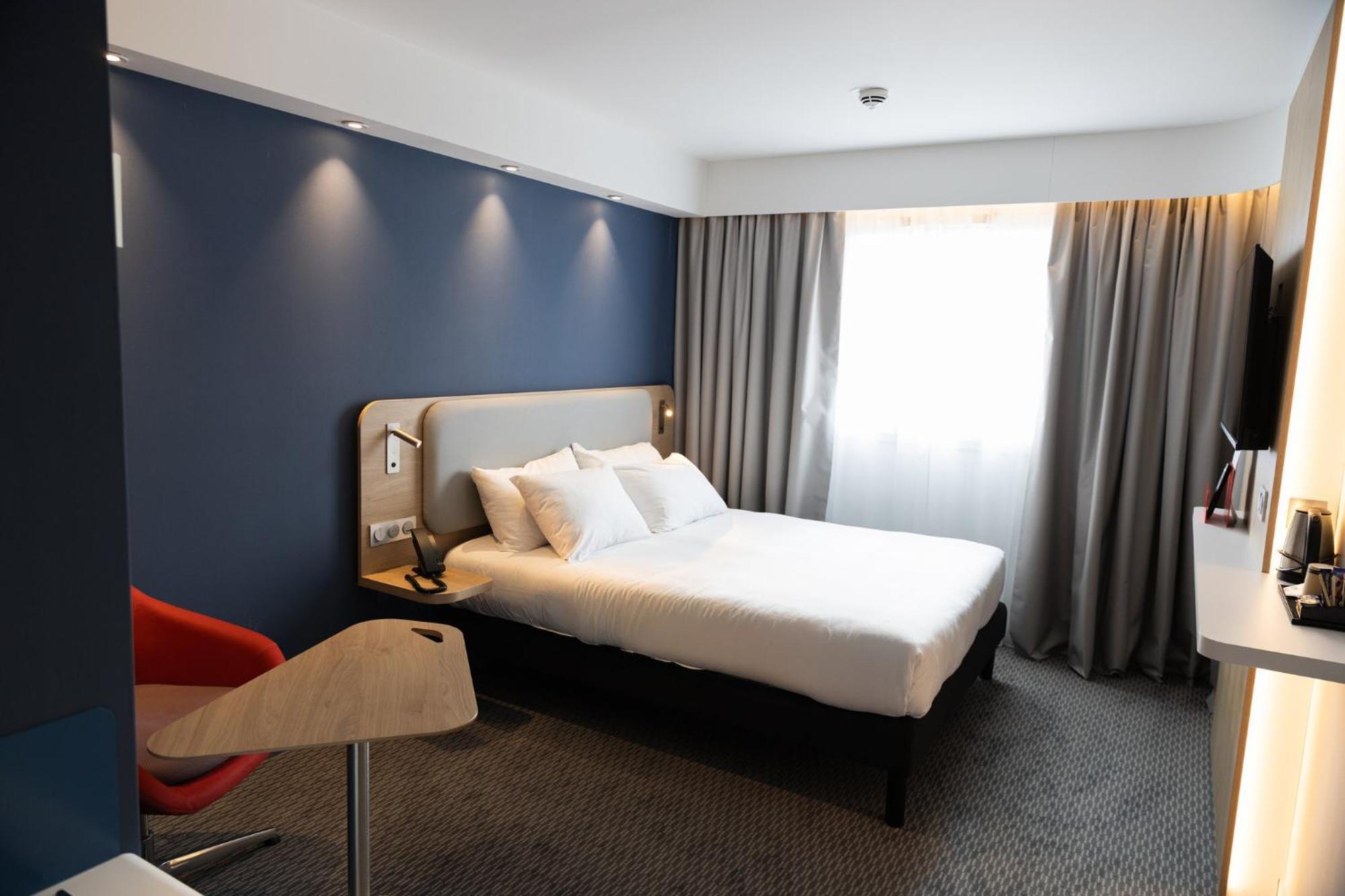 Holiday Inn Express Caen Epron By Ihg Eksteriør billede