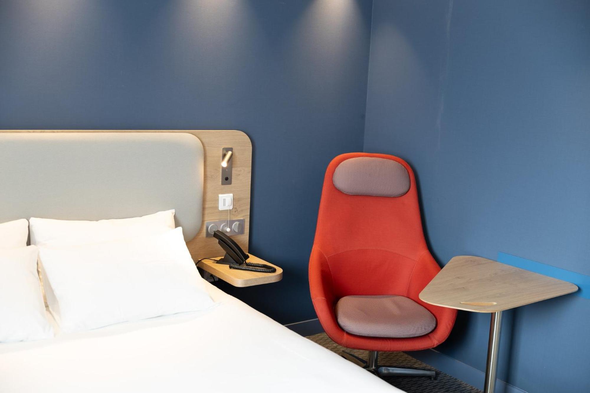Holiday Inn Express Caen Epron By Ihg Eksteriør billede